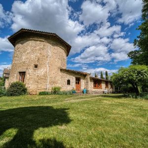 Location  n�G231005 � PEYRINS (26)