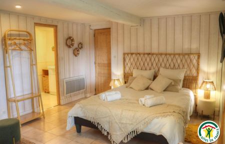 Bed & Breakfast no.G281723 Romans-sur-Is&egrave;re - Dr&ocirc;me - lit king-size (160*200)