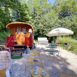 Location  n�G218003 � MOURS SAINT EUSEBE (26)