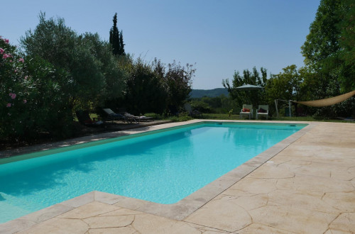Location n°G149012 à HOSTUN (26)