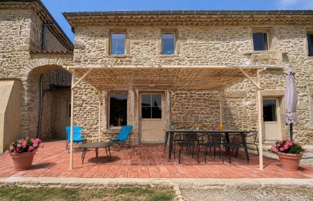 terrasse ombragée Gite n°G65003 Chabrillan - Drôme - terrasse ombragée