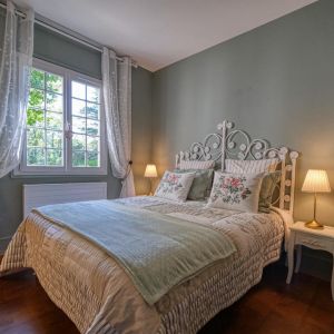 Location  n�G281007 � ROMANS SUR ISERE (26)