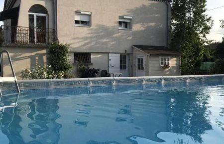Gite n&deg;G108009 Crest - Dr&ocirc;me - Piscine.