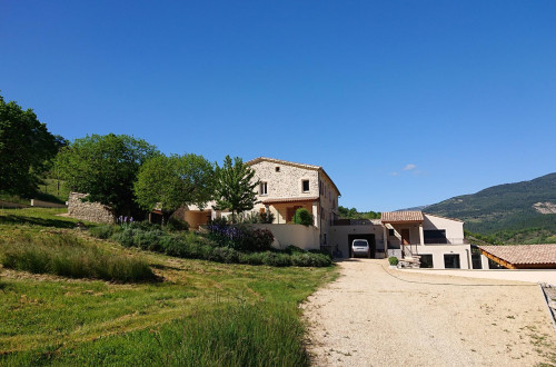 Location  n�G264010 � REMUZAT (26)