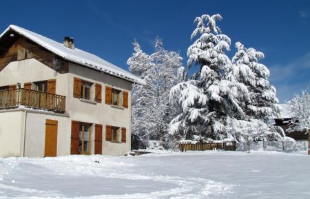 Gite n&deg;G309202 Saint-Julien-en-Vercors - Dr&ocirc;me - Du soleil, du bleu, du blanc et le g&icirc;te en RDC.